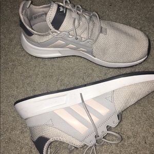 Adidas Tennis Shoes